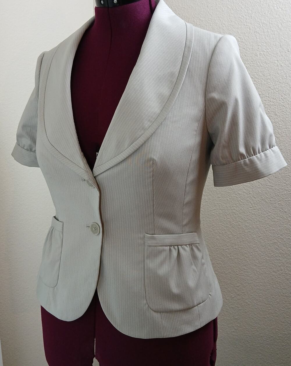 The Limited Pinstripe Fitted Blazer Womens M khaki tan office tailored workwear